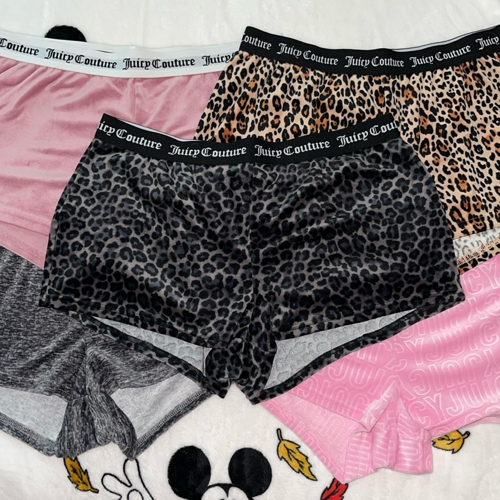 JUICY COUTURE Velour Shorts